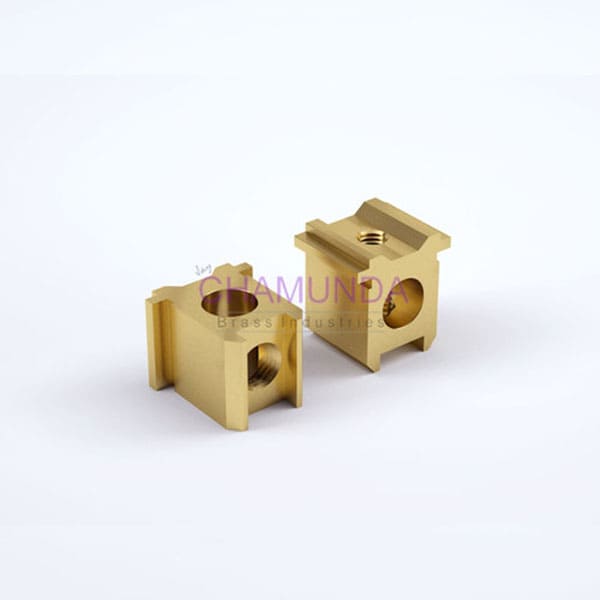 Brass Connector 9